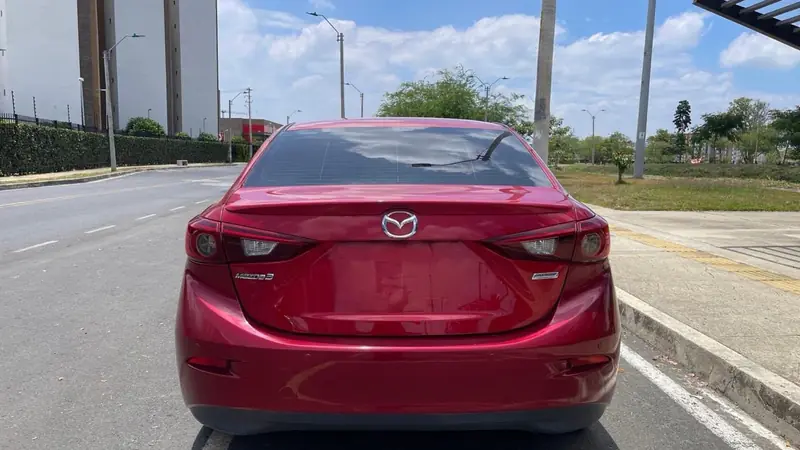 Mazda 3 Grand Touring 2016 usado en venta en Cali — tablero y kilometraje