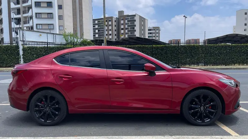 Mazda 3 Grand Touring 2016 usado en venta en Cali — motor